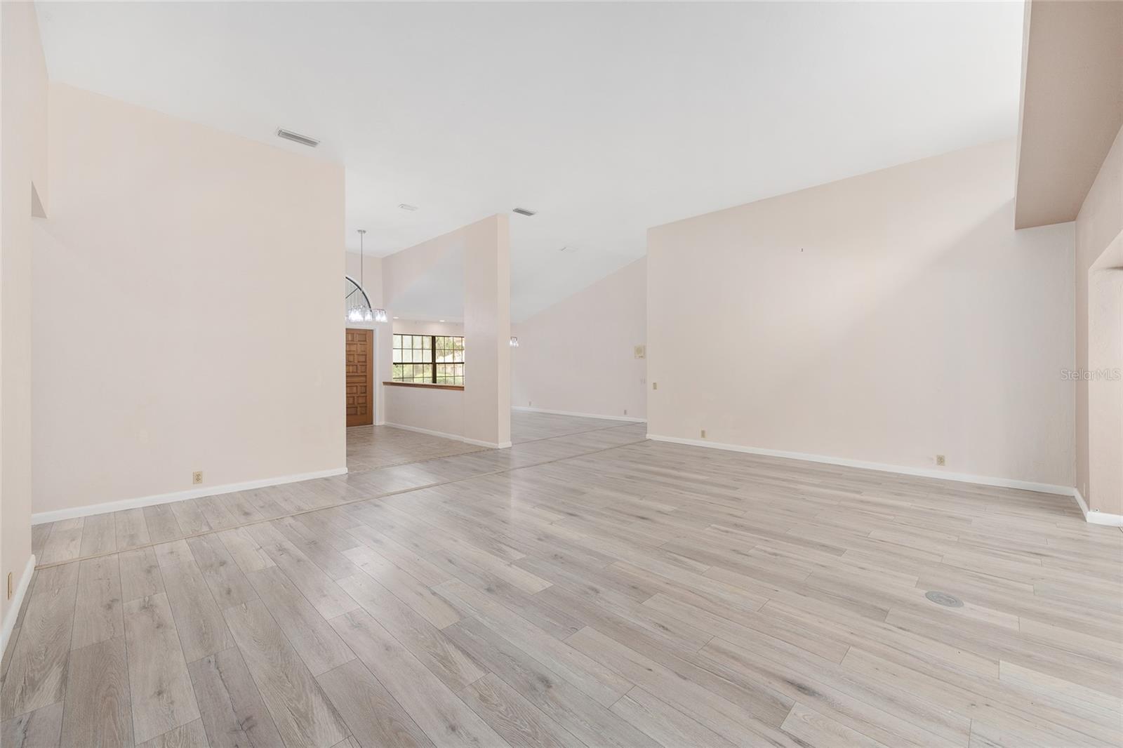 Image 30 of 91 For 4550 84th Terrace