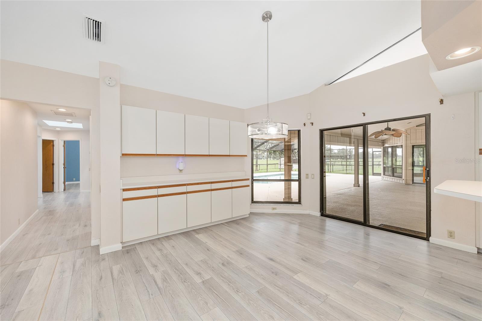 Image 34 of 91 For 4550 84th Terrace