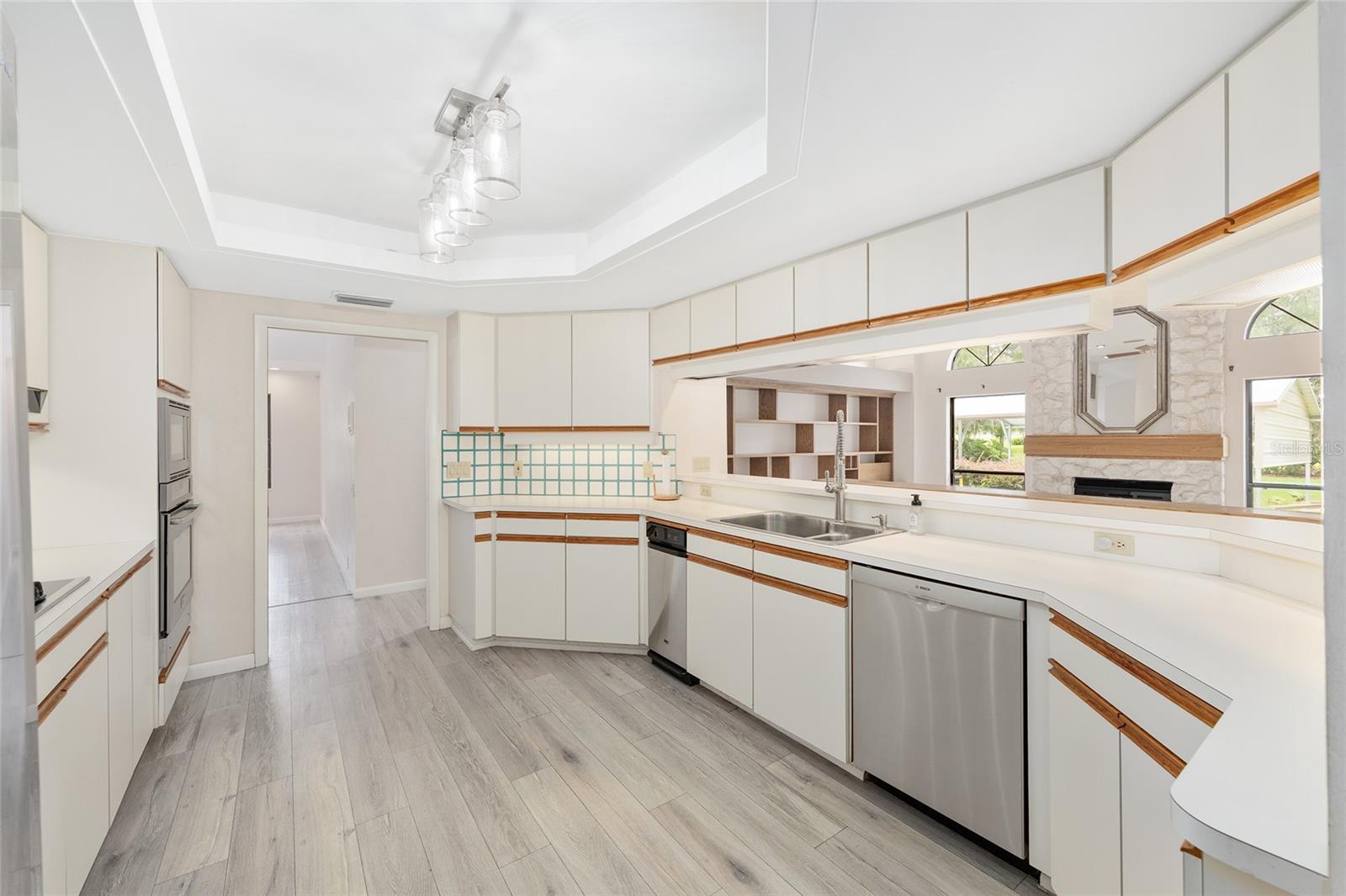 Image 36 of 91 For 4550 84th Terrace