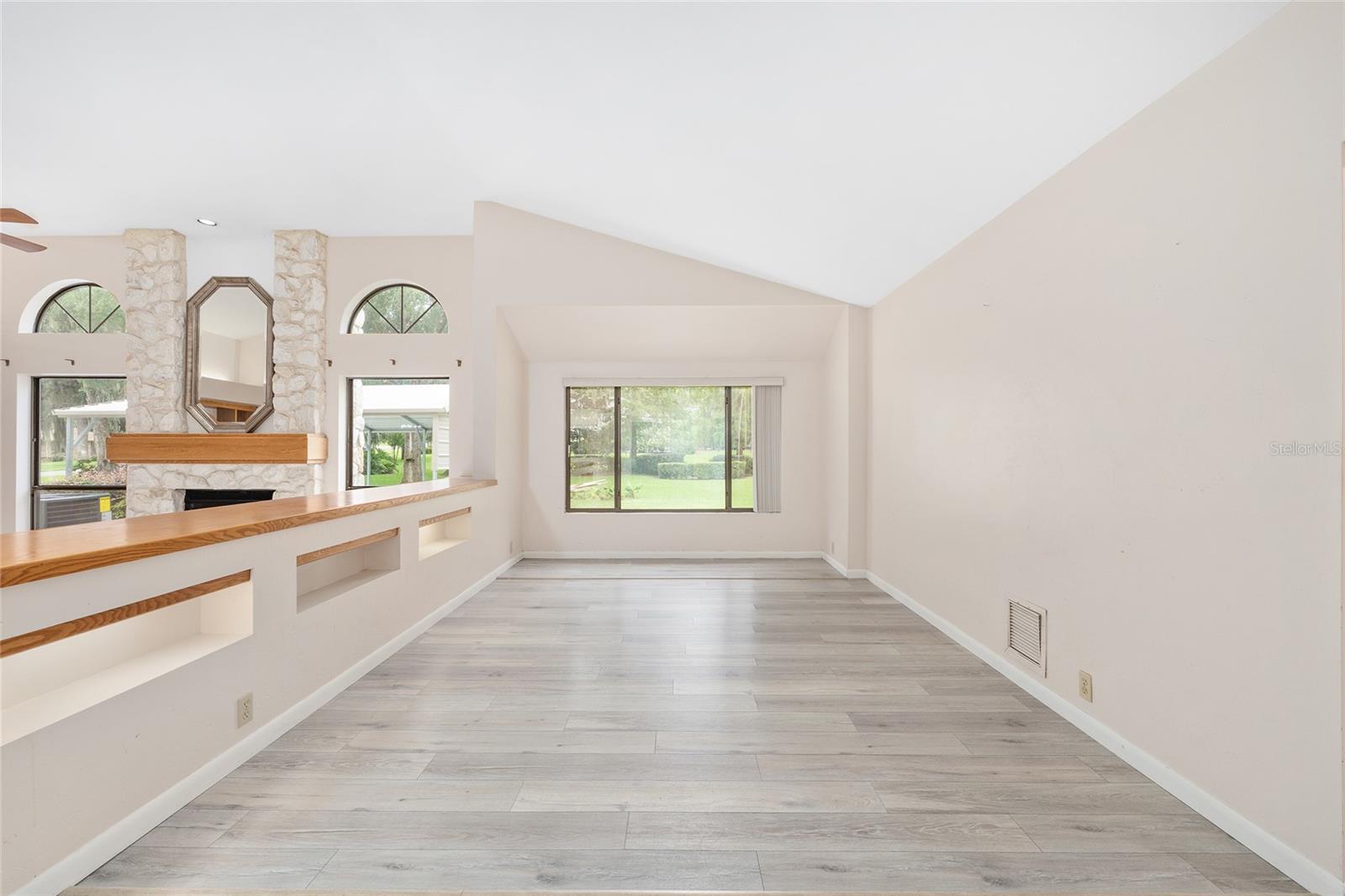 Image 39 of 91 For 4550 84th Terrace