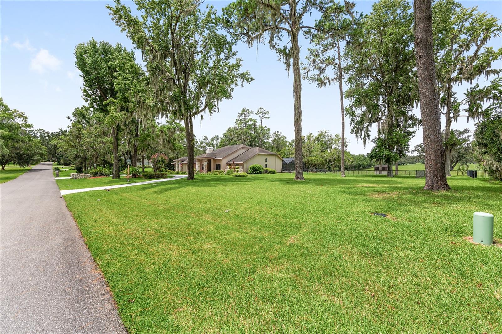Image 68 of 91 For 4550 84th Terrace