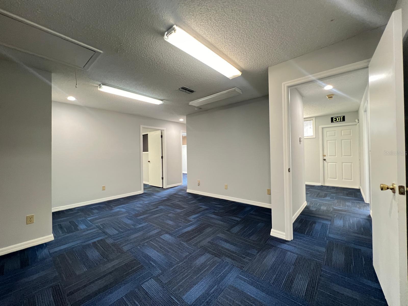 Image 9 of 19 For 2801 College Road 6