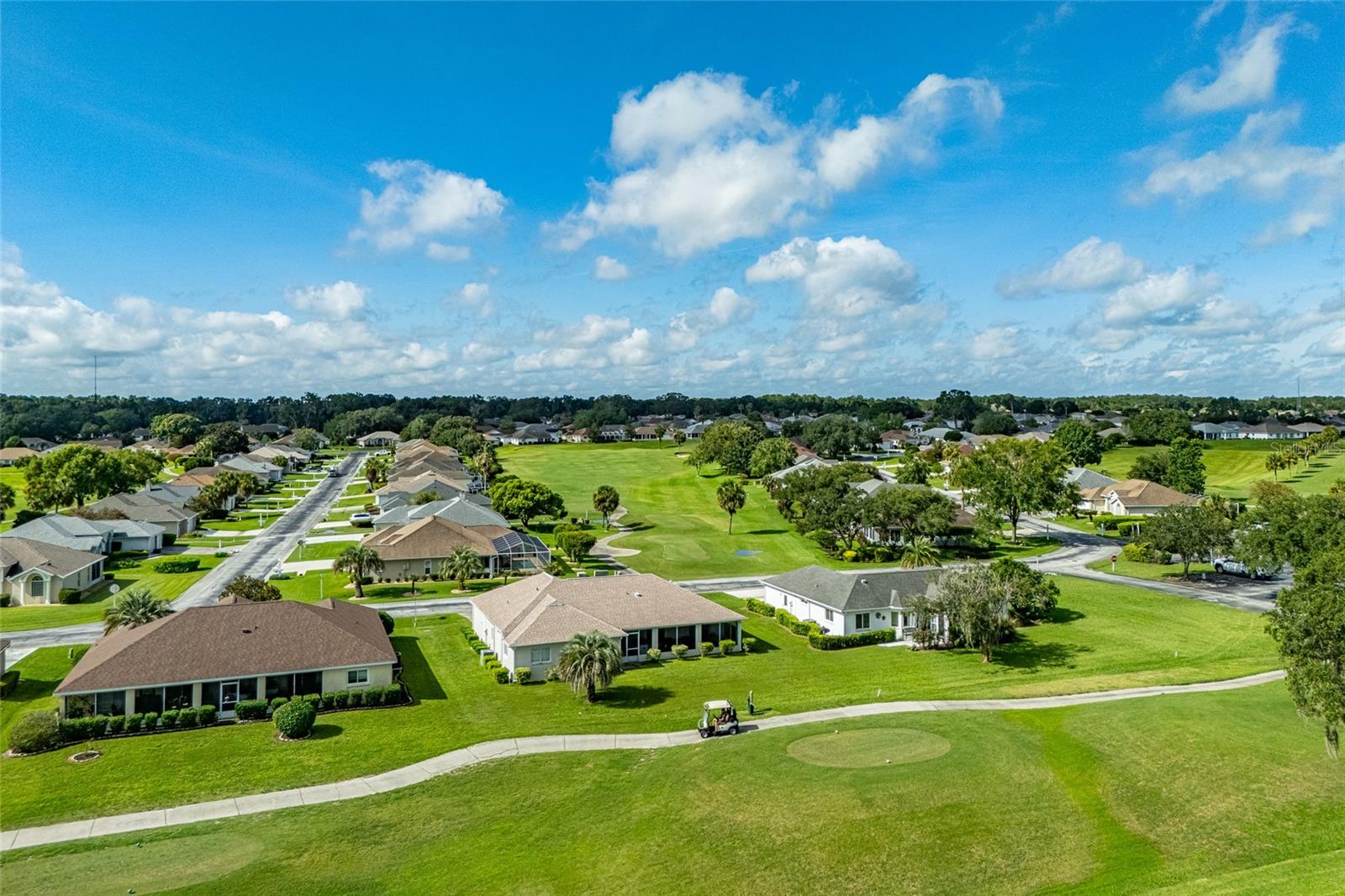 Listing photo id 13 for 2031 50th Circle