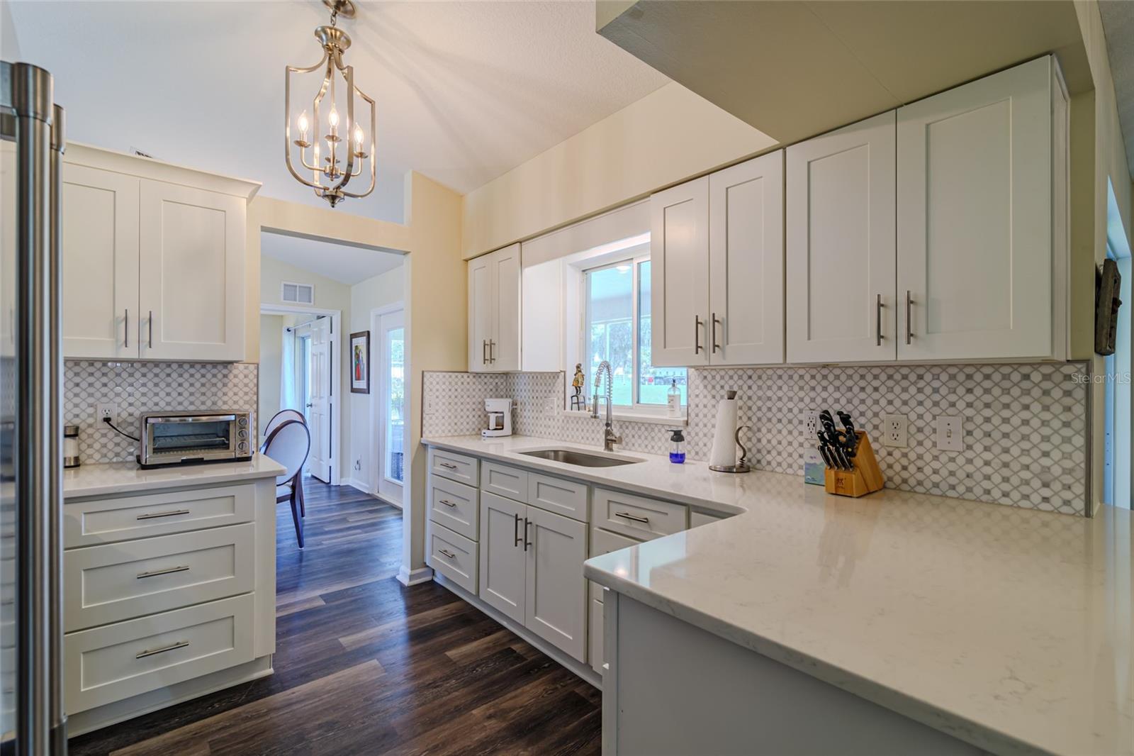 Listing photo id 30 for 2031 50th Circle