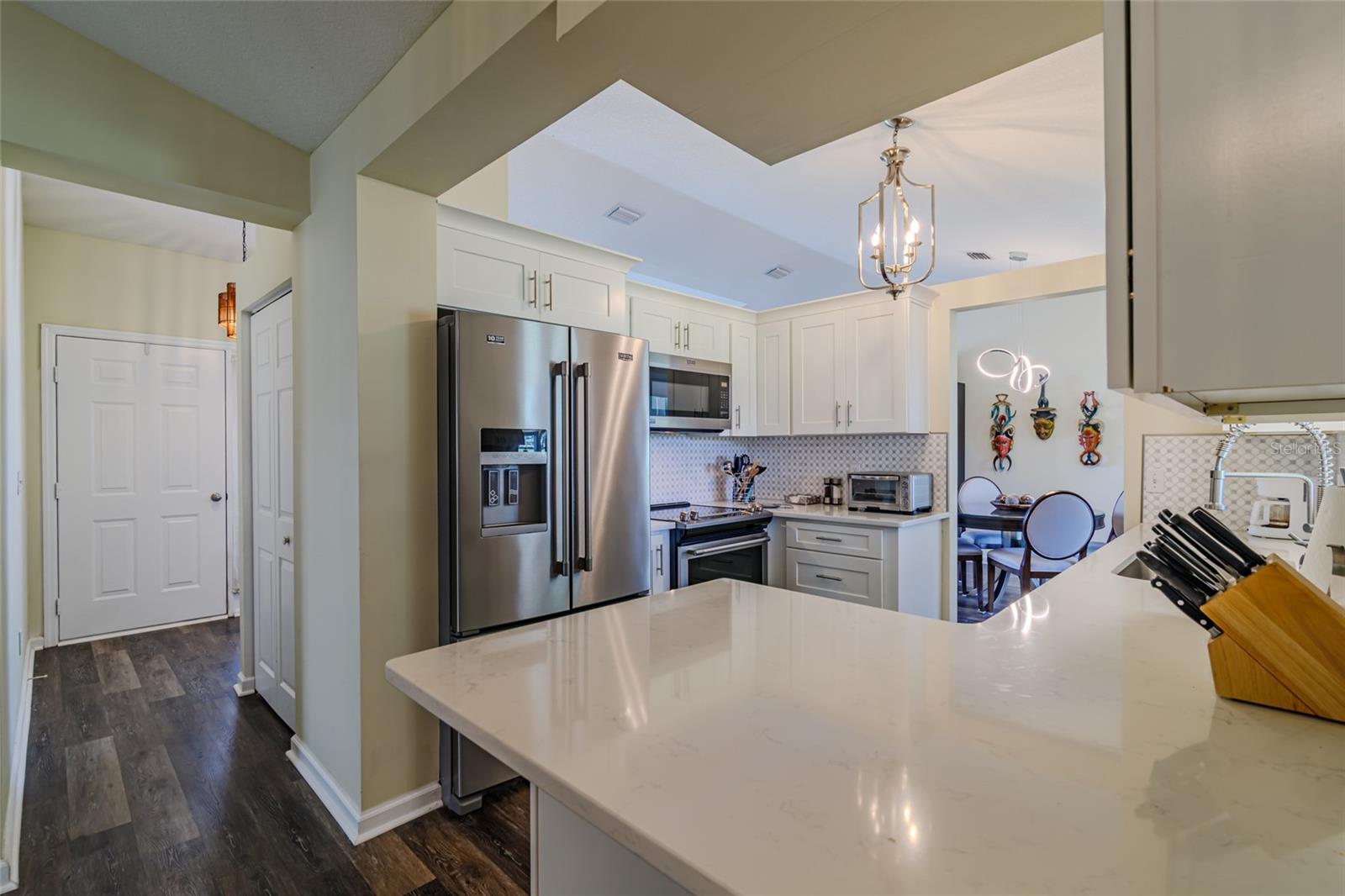 Listing photo id 31 for 2031 50th Circle