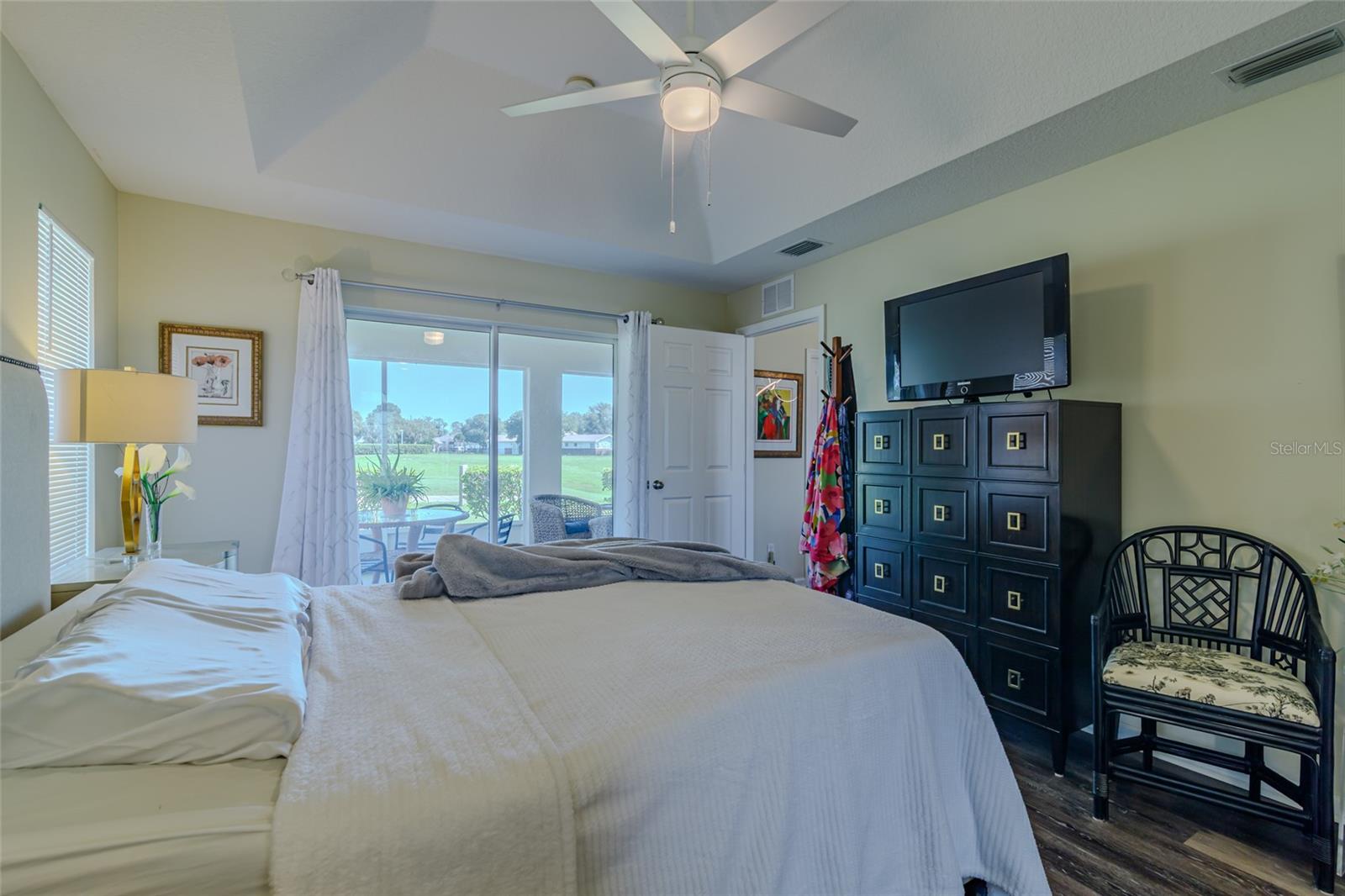 Listing photo id 46 for 2031 50th Circle