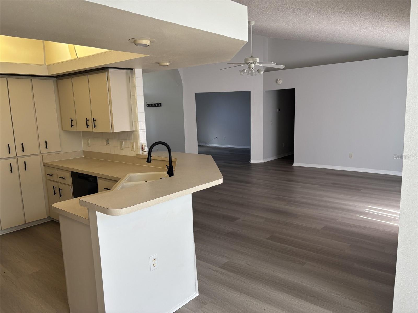 Image 20 of 43 For 15520 23rd Court Road