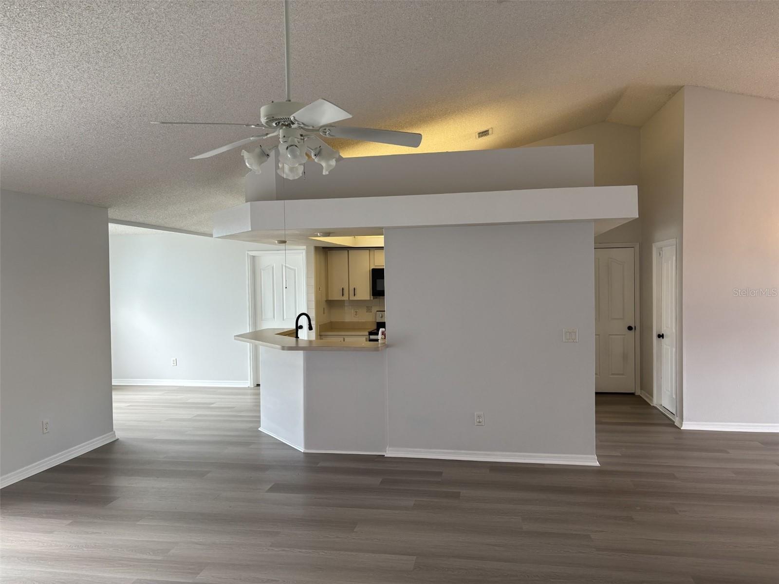 Image 23 of 43 For 15520 23rd Court Road