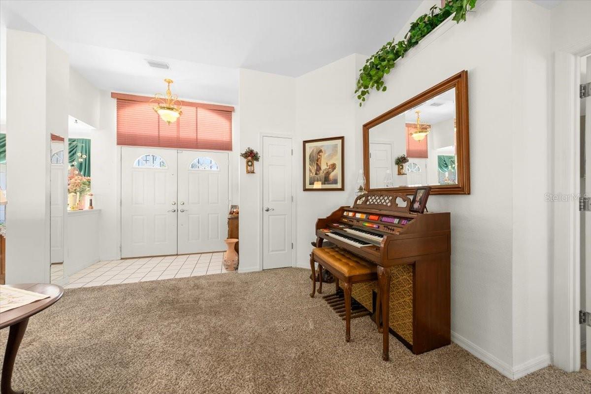 Image 3 of 41 For 8761 52nd Court