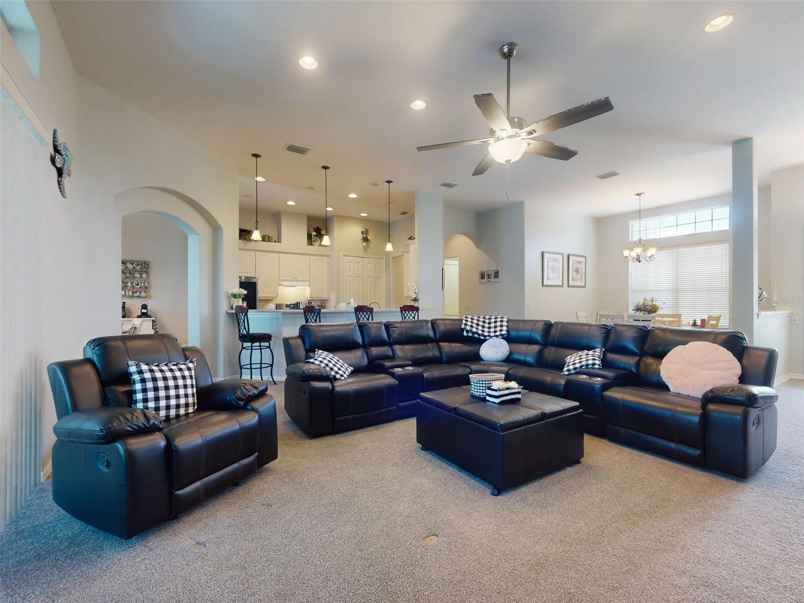 Image 8 of 99 For 5536 Aurora Drive