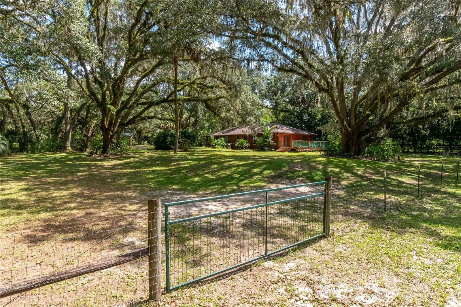 Image 11 of 62 For 17840 45th Avenue Road