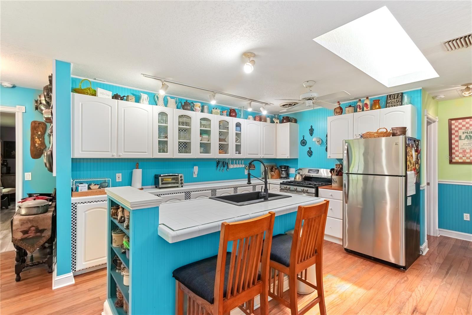 Image 21 of 62 For 17840 45th Avenue Road