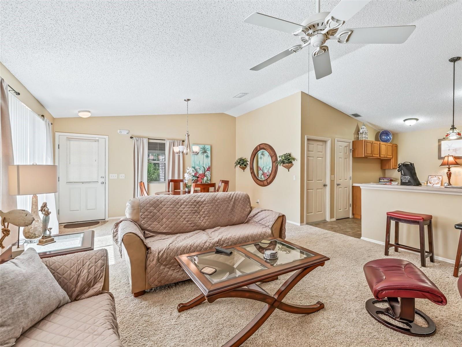 Image 10 of 22 For 1322 Hollyberry Place