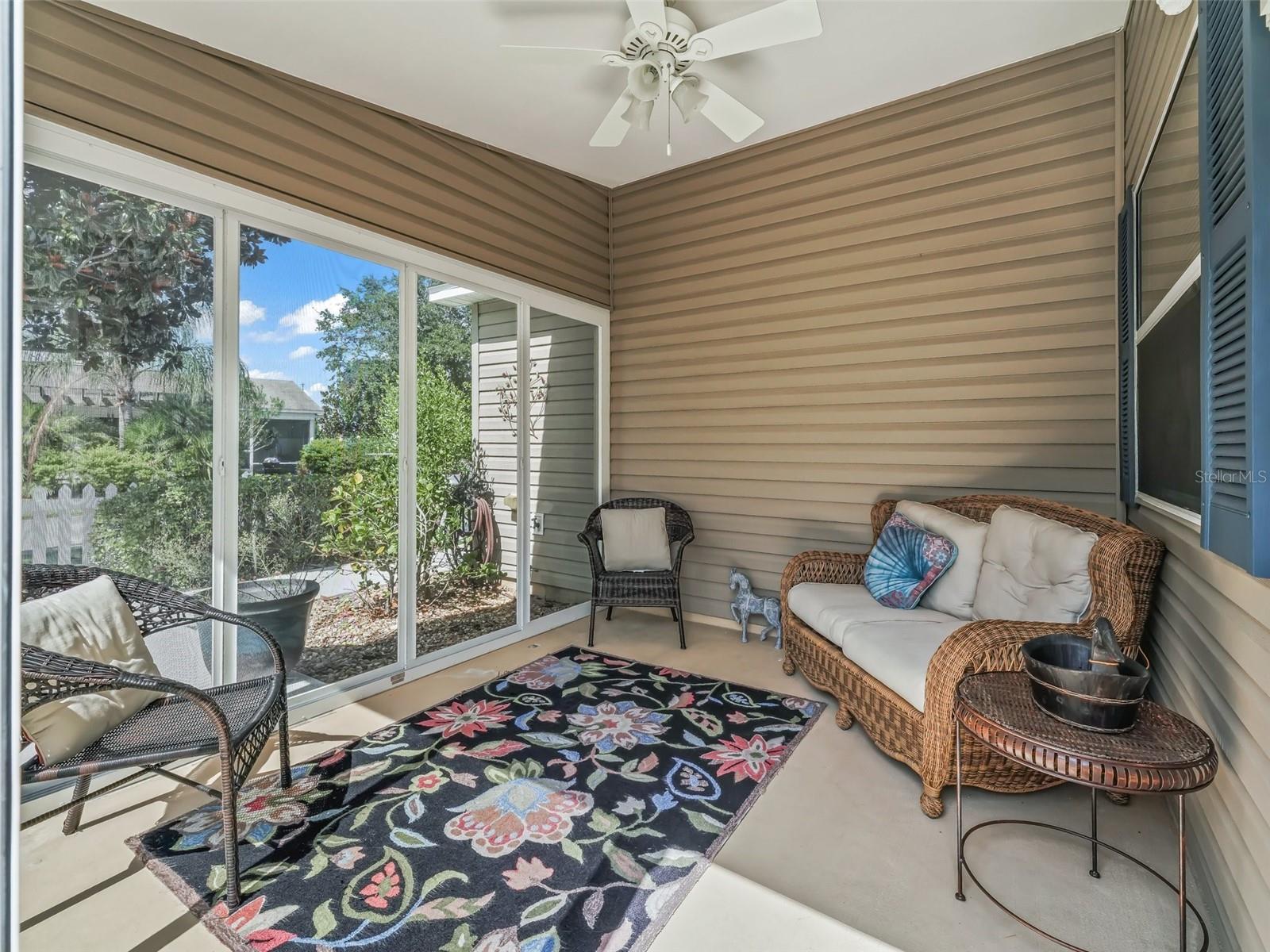 Image 3 of 22 For 1322 Hollyberry Place