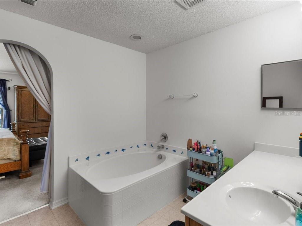 Image 15 of 47 For 1684 Lorraine Drive
