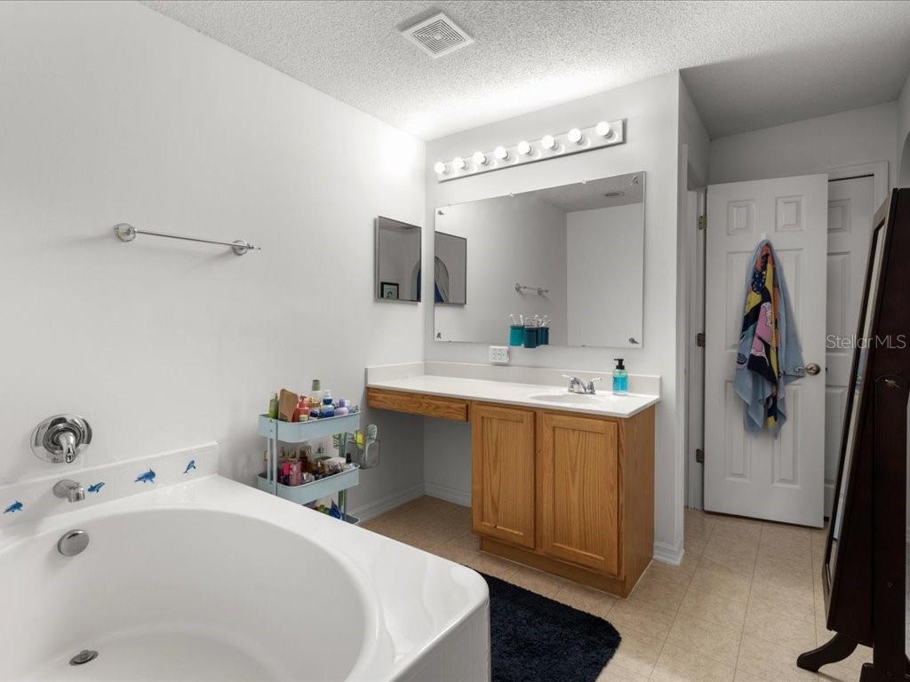 Image 16 of 47 For 1684 Lorraine Drive