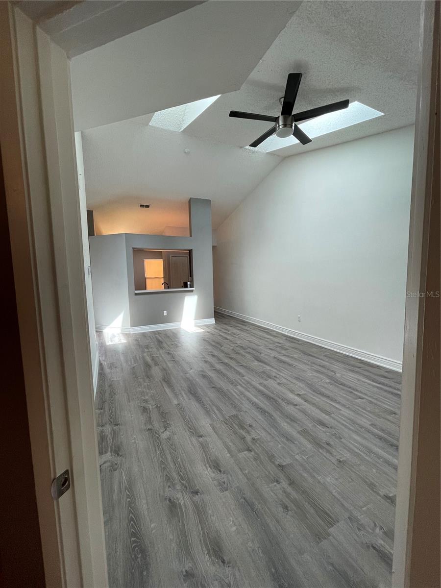Image 12 of 32 For 3106 Semoran Boulevard 4