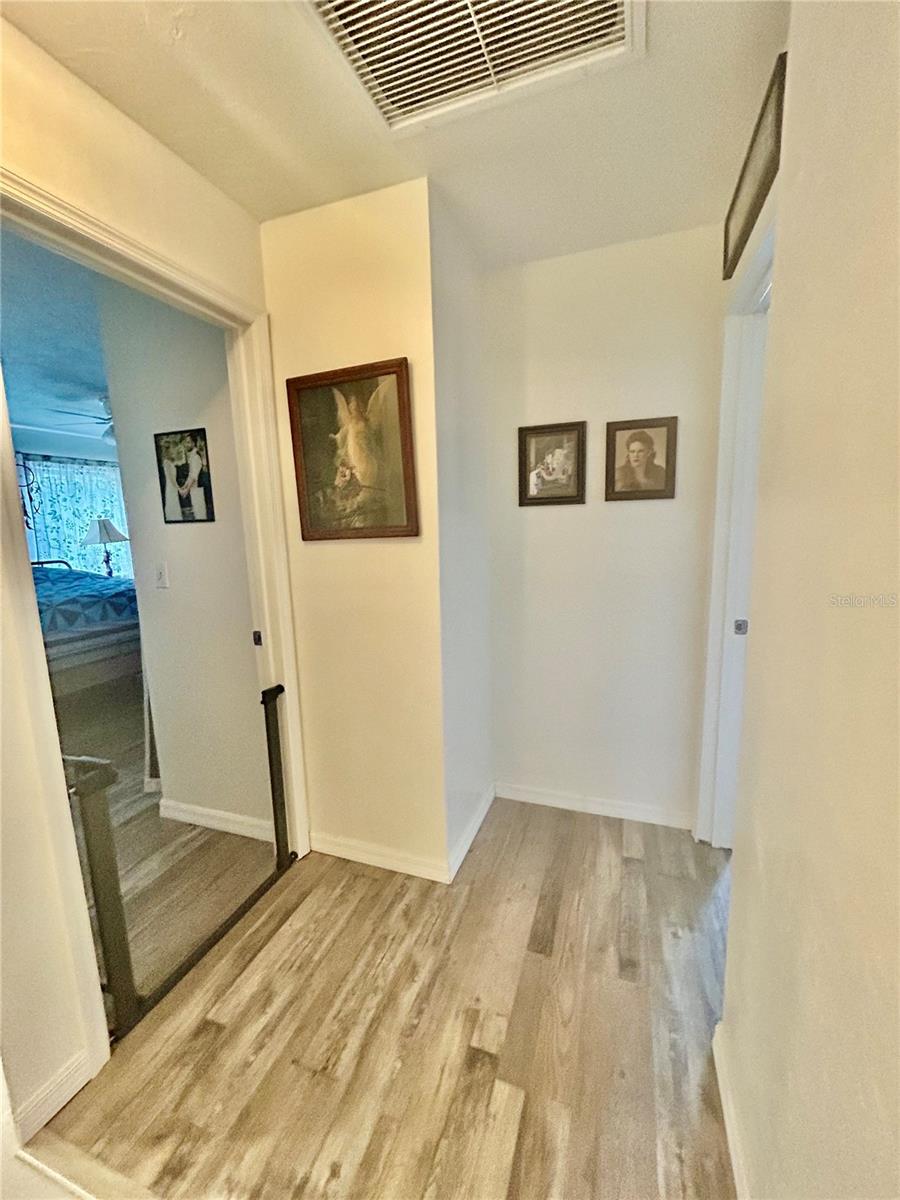 Image 16 of 30 For 2214 45th Avenue 3