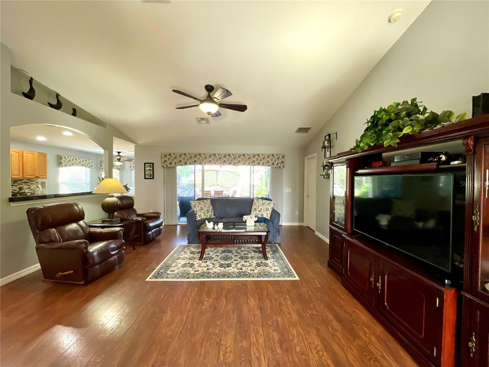 Image 19 of 67 For 1708 155th Place Road