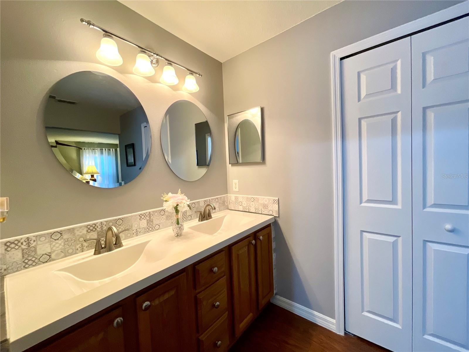 Image 32 of 67 For 1708 155th Place Road