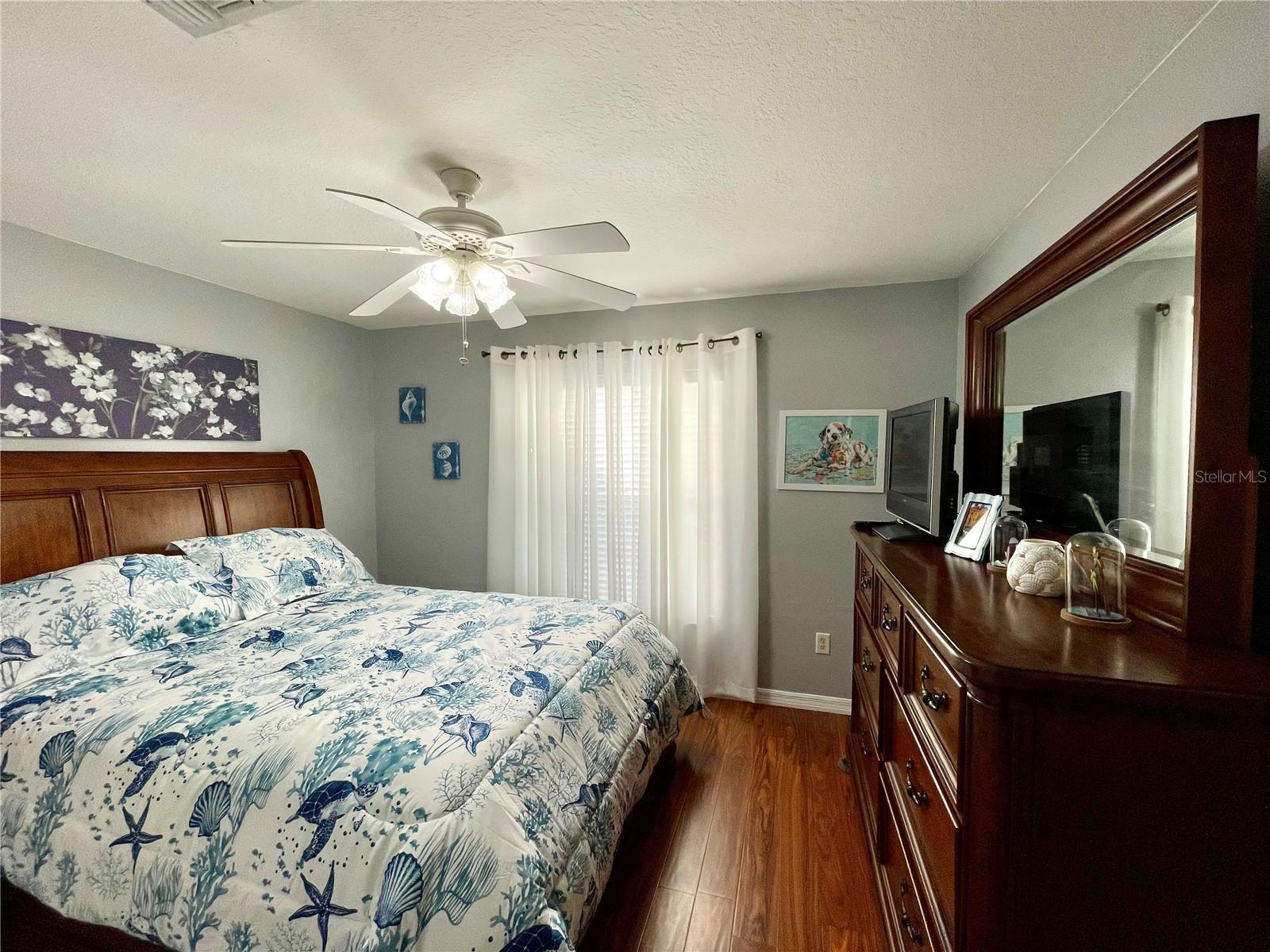 Image 34 of 67 For 1708 155th Place Road