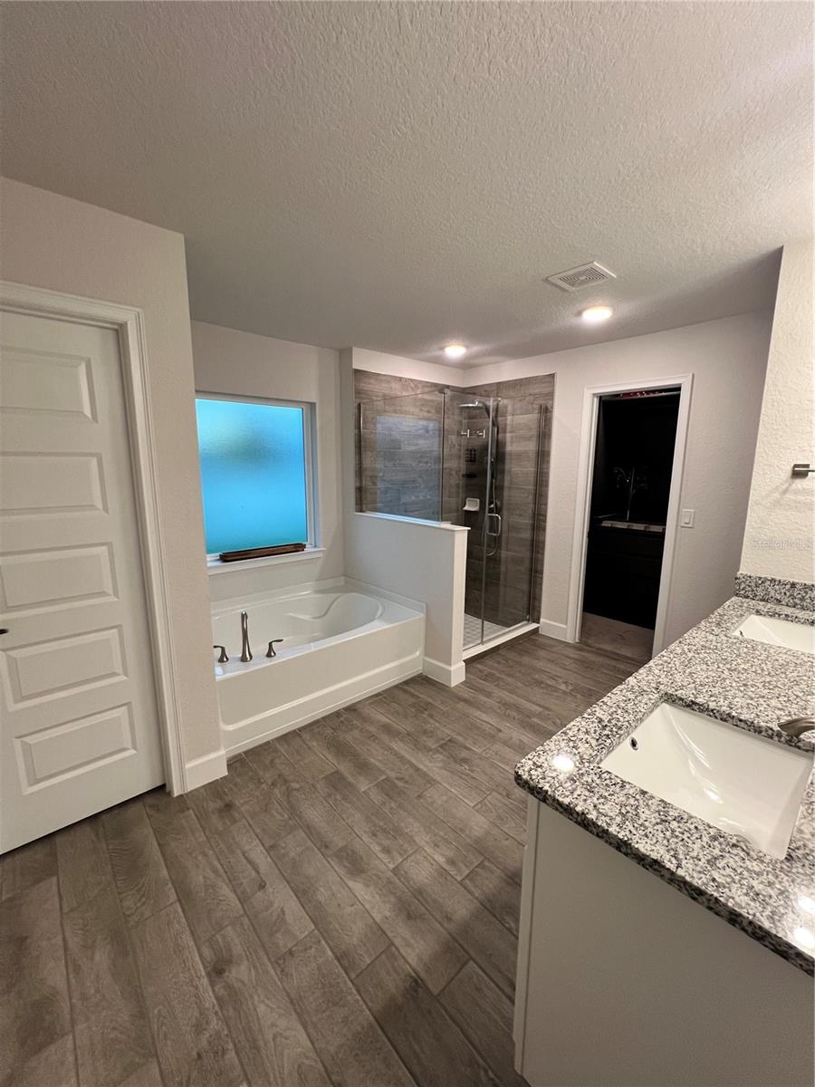 Image 17 of 32 For 8430 59th Terrace