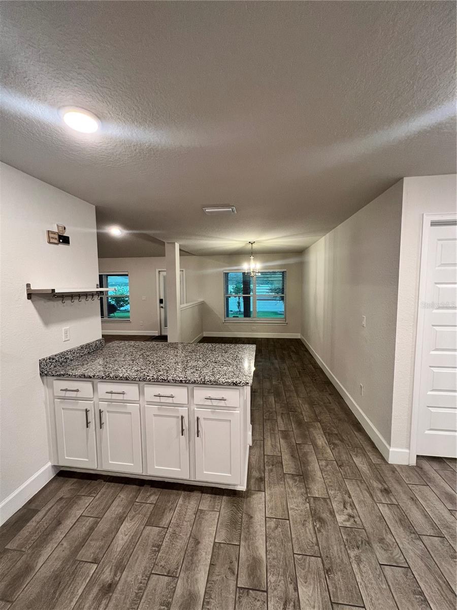 Image 8 of 32 For 8430 59th Terrace