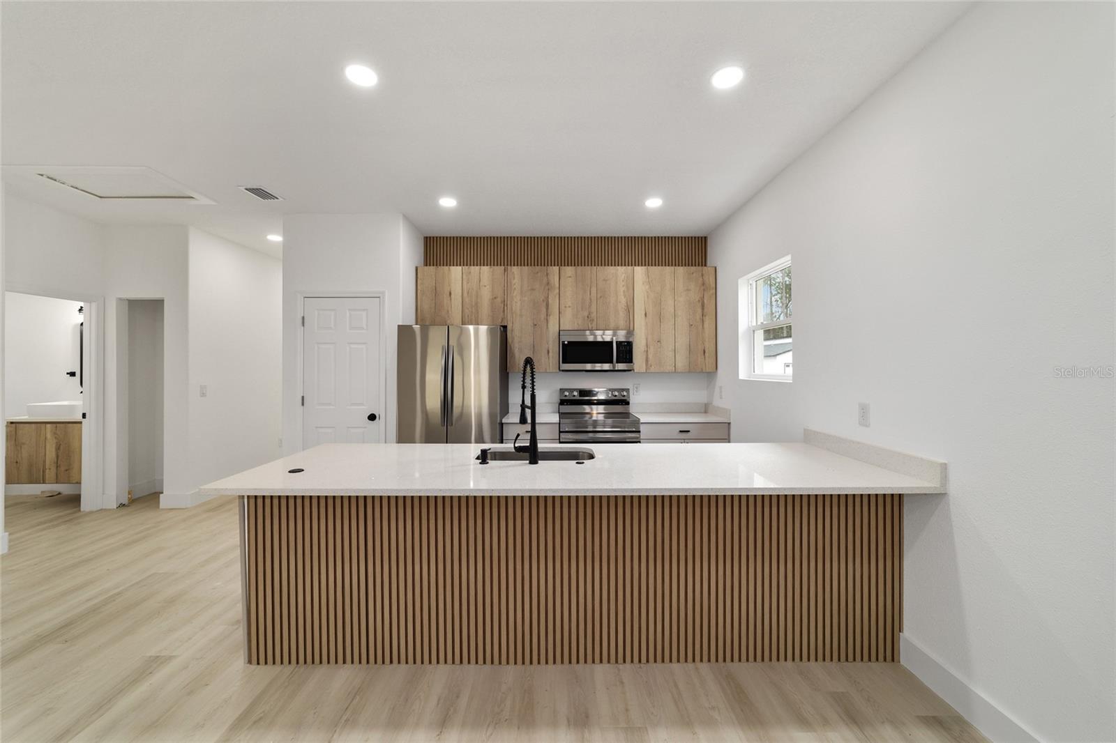 Image 11 of 28 For 6890 23rd Avenue