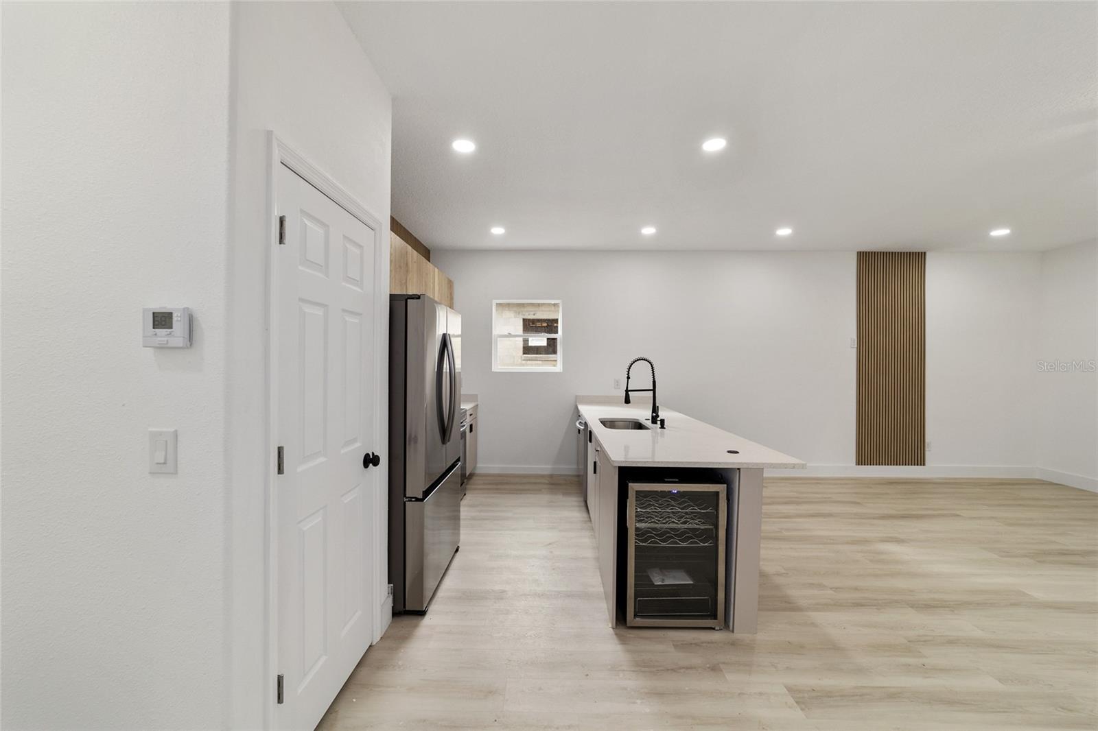 Image 15 of 28 For 6890 23rd Avenue