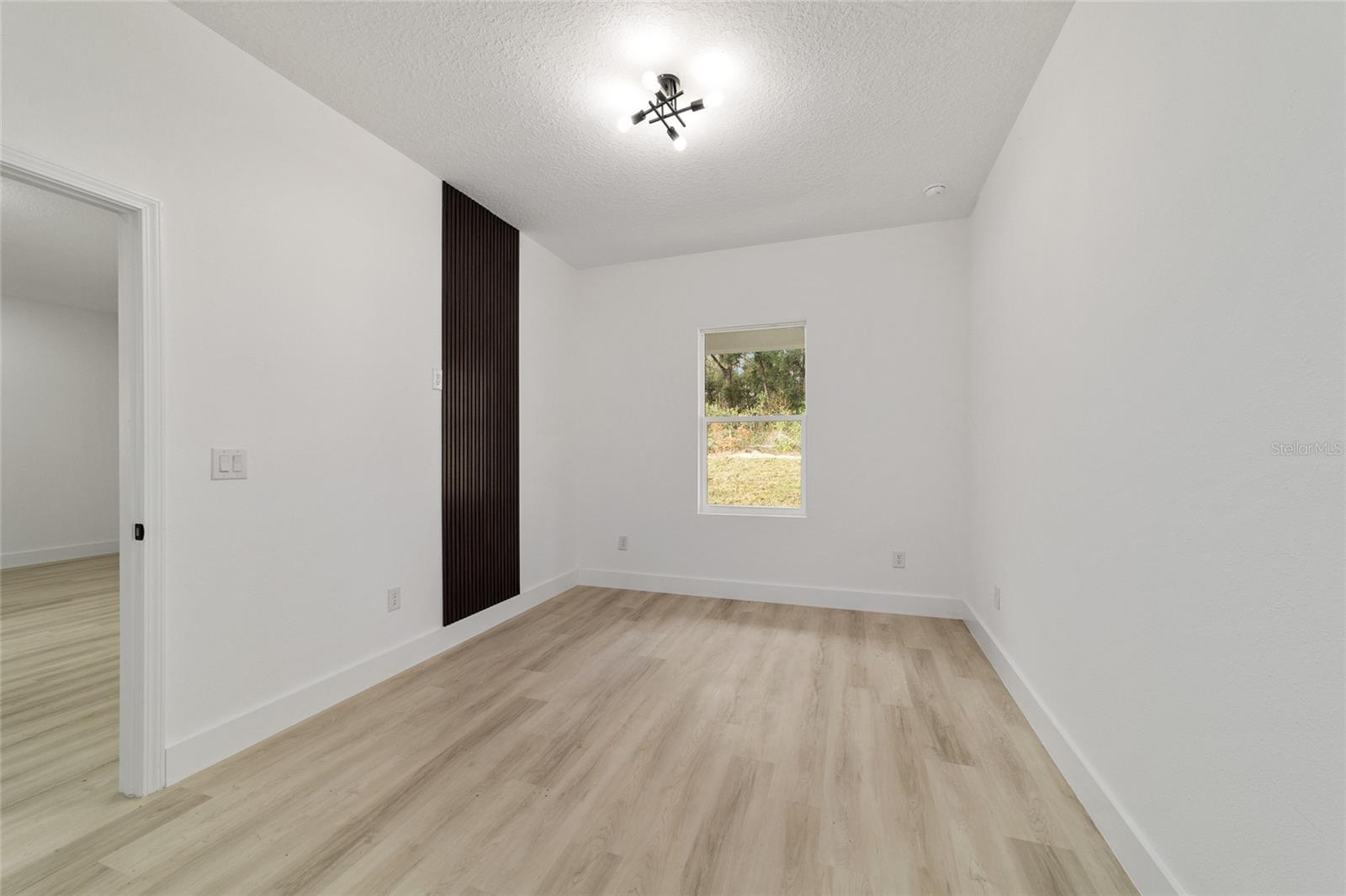 Image 21 of 28 For 6890 23rd Avenue