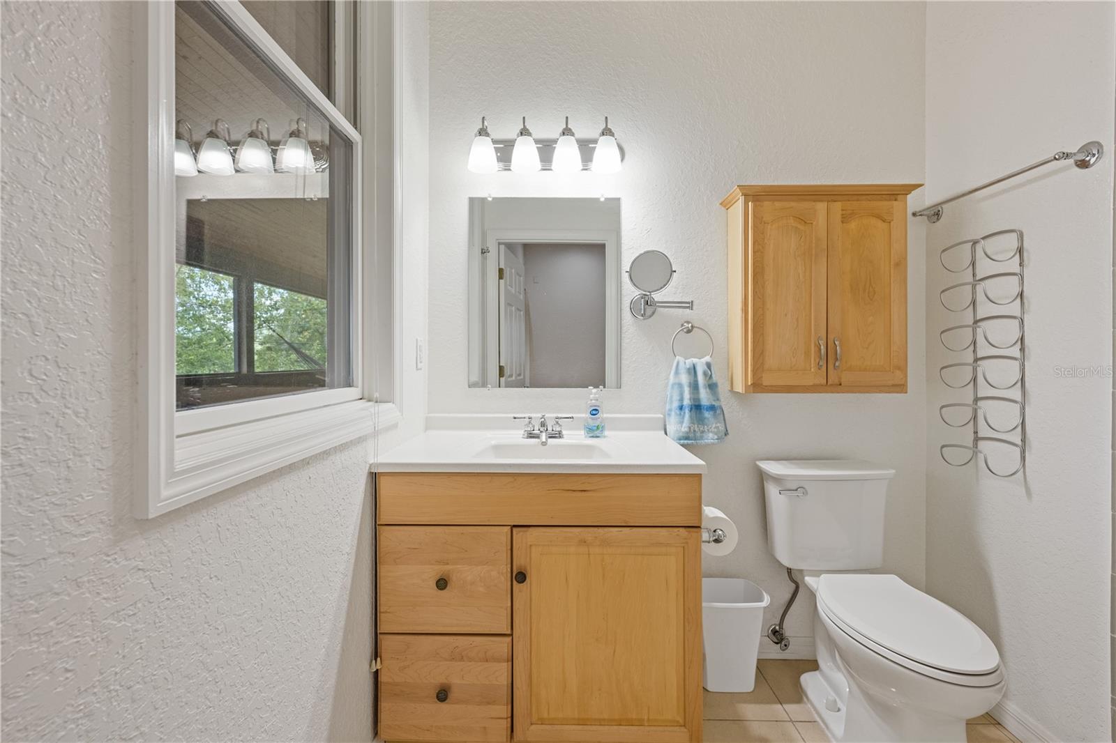 Image 23 of 46 For 1950 19th Street