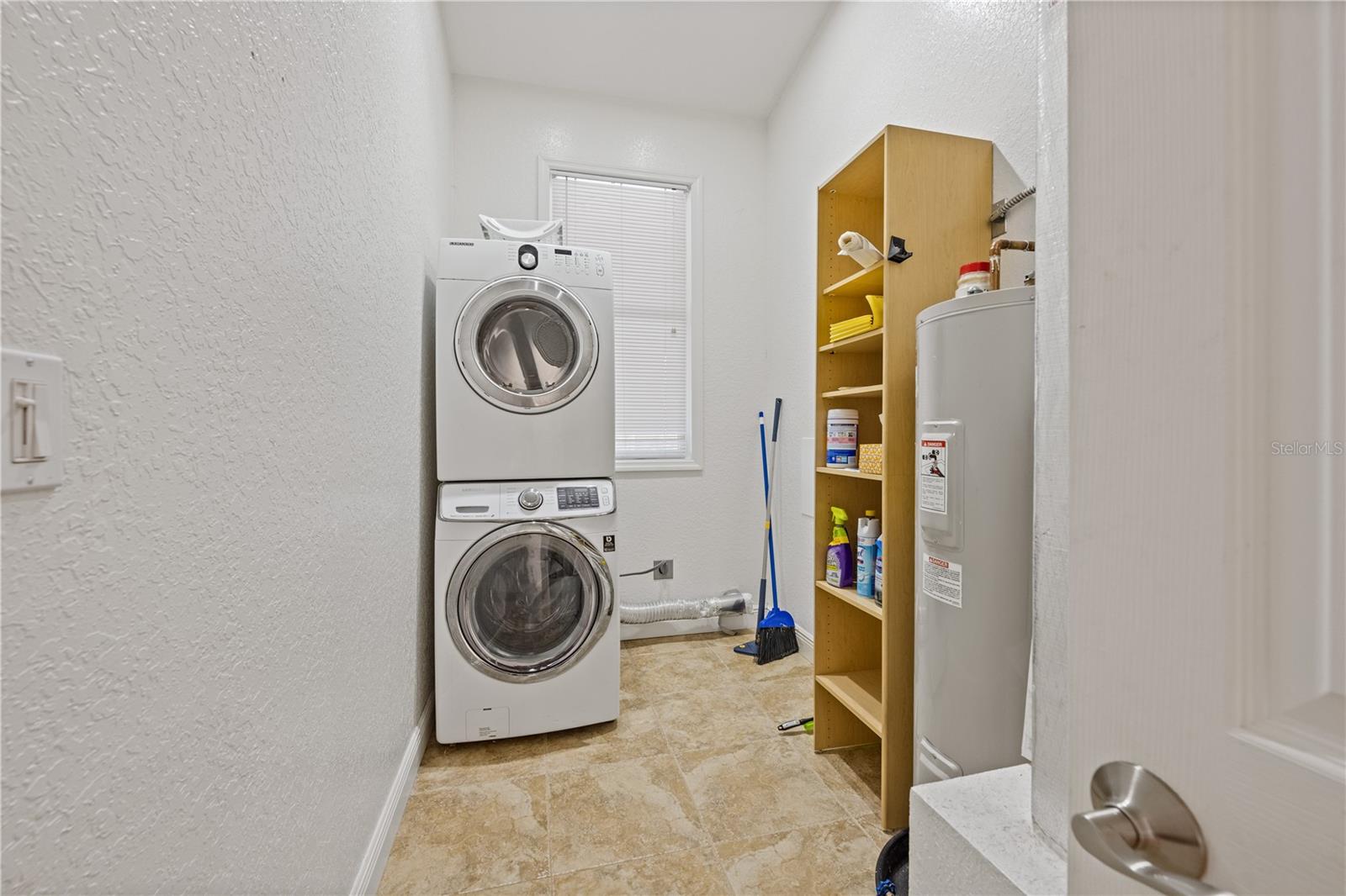 Image 25 of 46 For 1950 19th Street