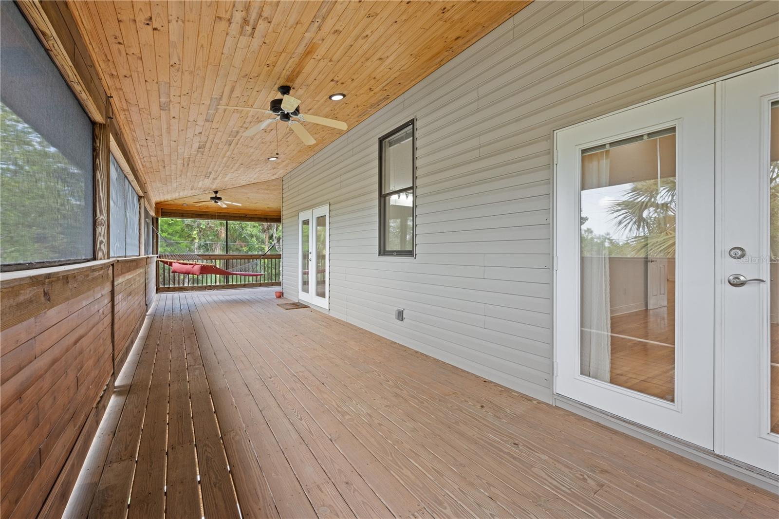 Image 31 of 46 For 1950 19th Street