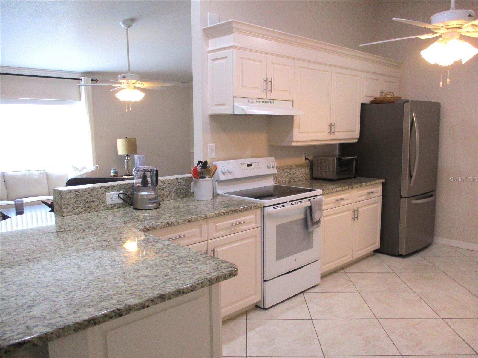 Image 12 of 95 For 11474 139th Place