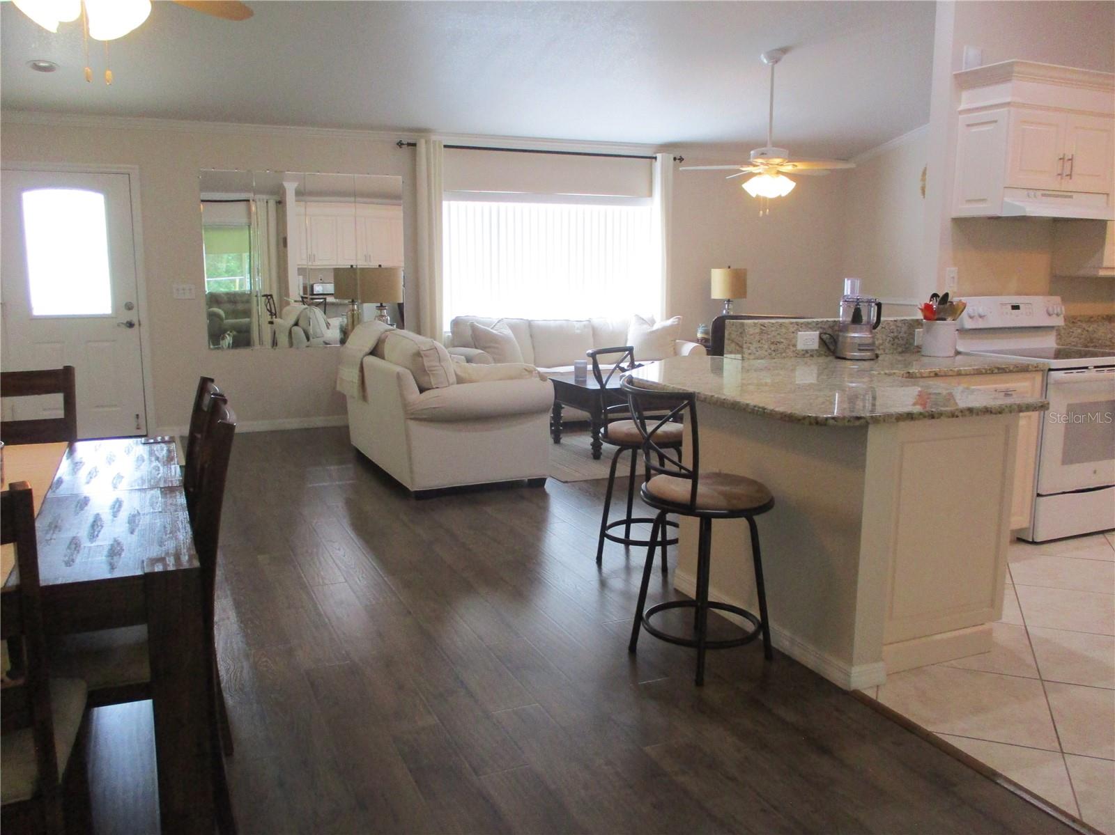 Image 15 of 95 For 11474 139th Place