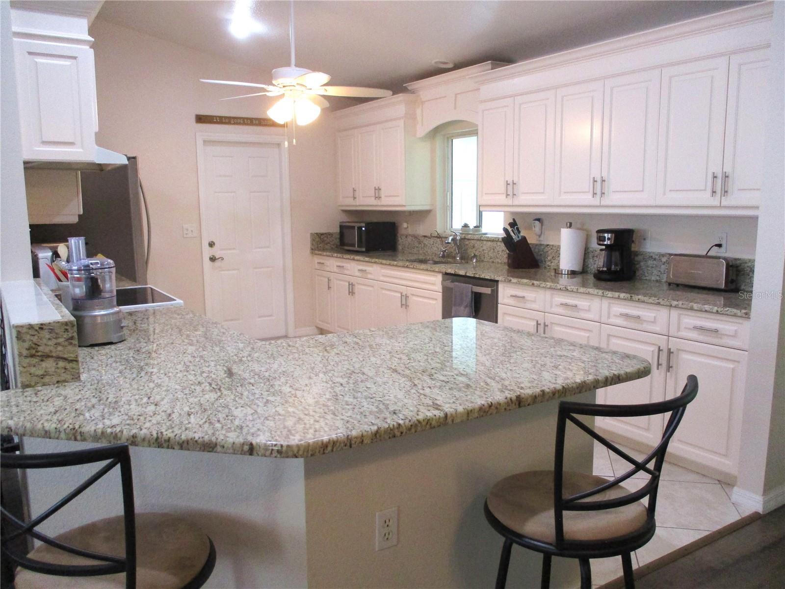 Image 6 of 95 For 11474 139th Place