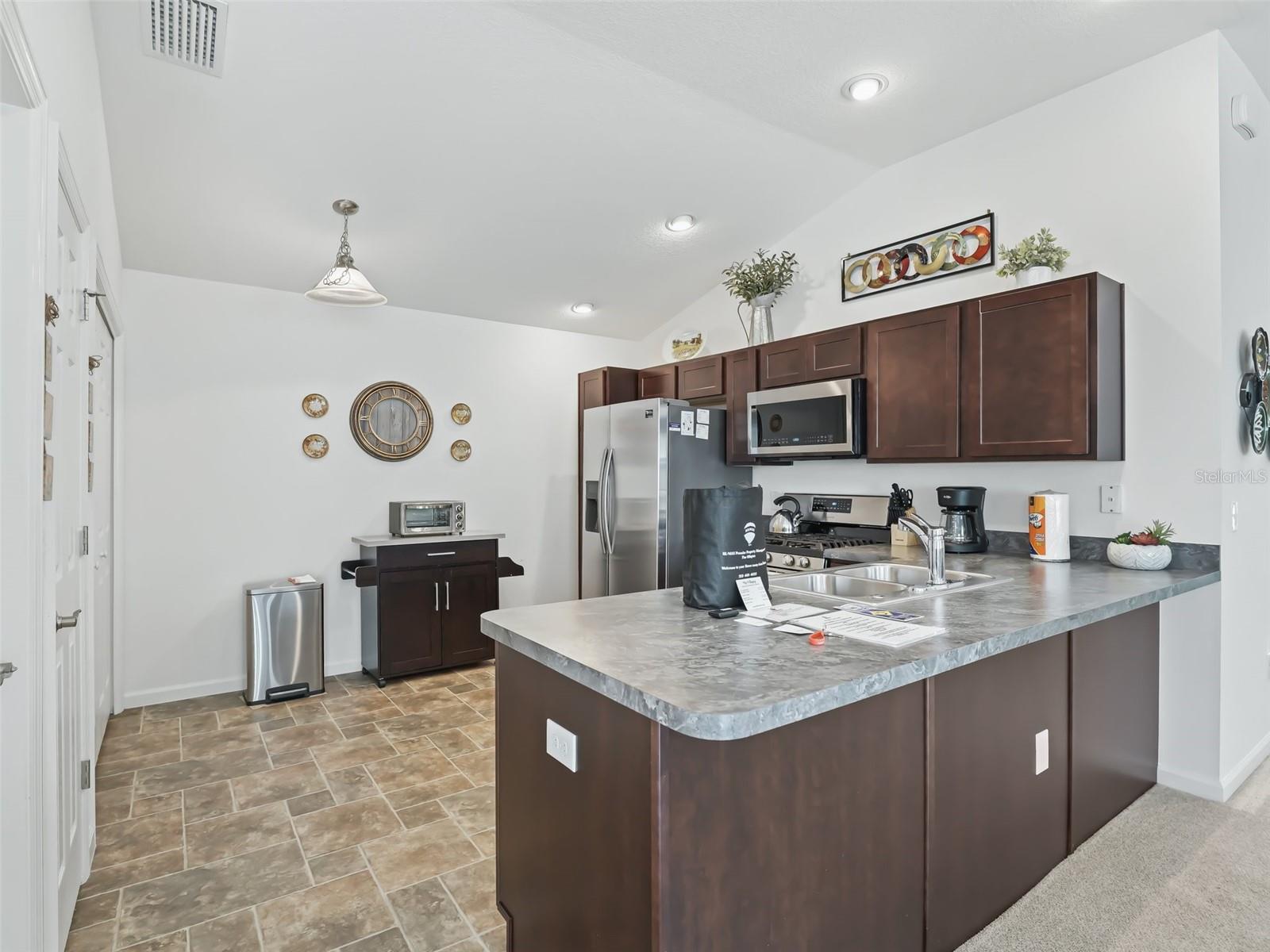 Image 10 of 20 For 1657 Mcdonald Court