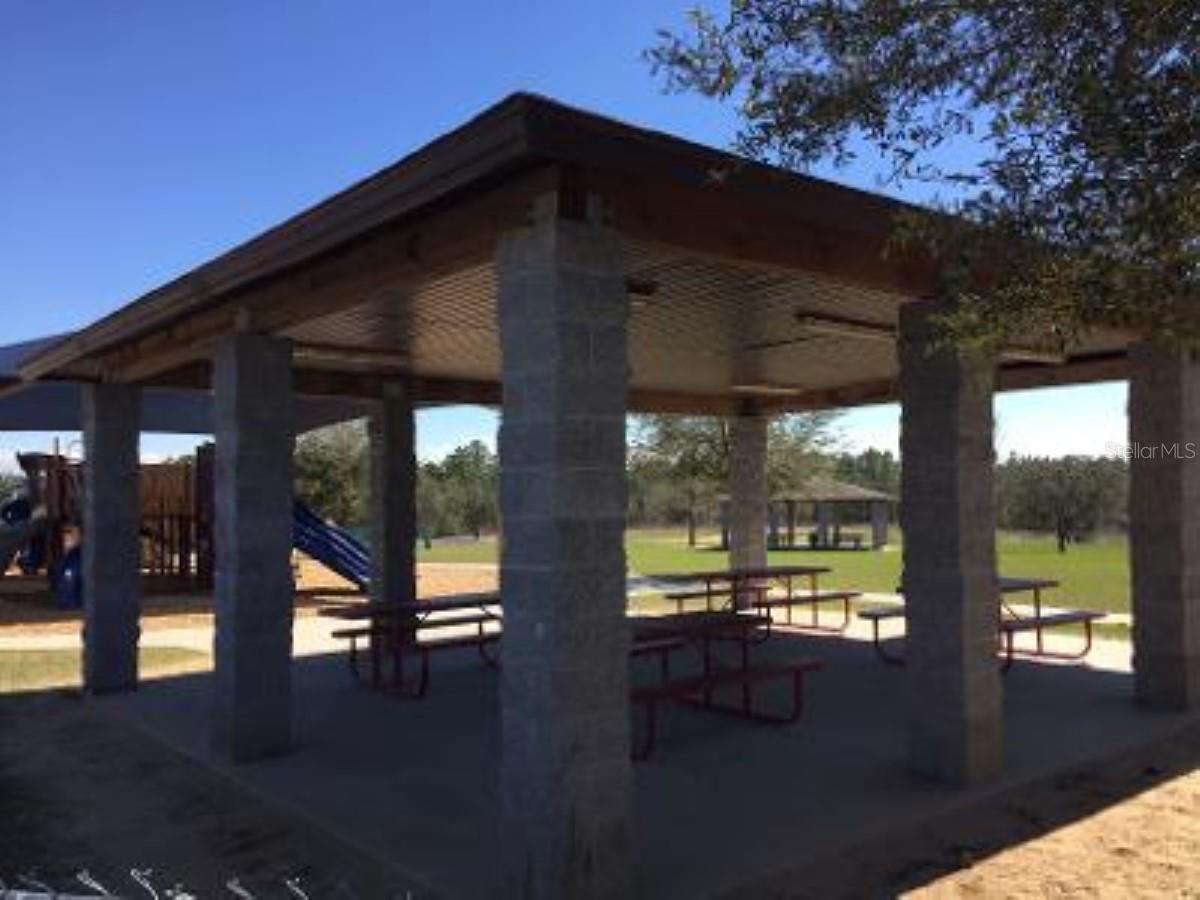Listing photo id 7 for Lot 3 Falcon Avenue