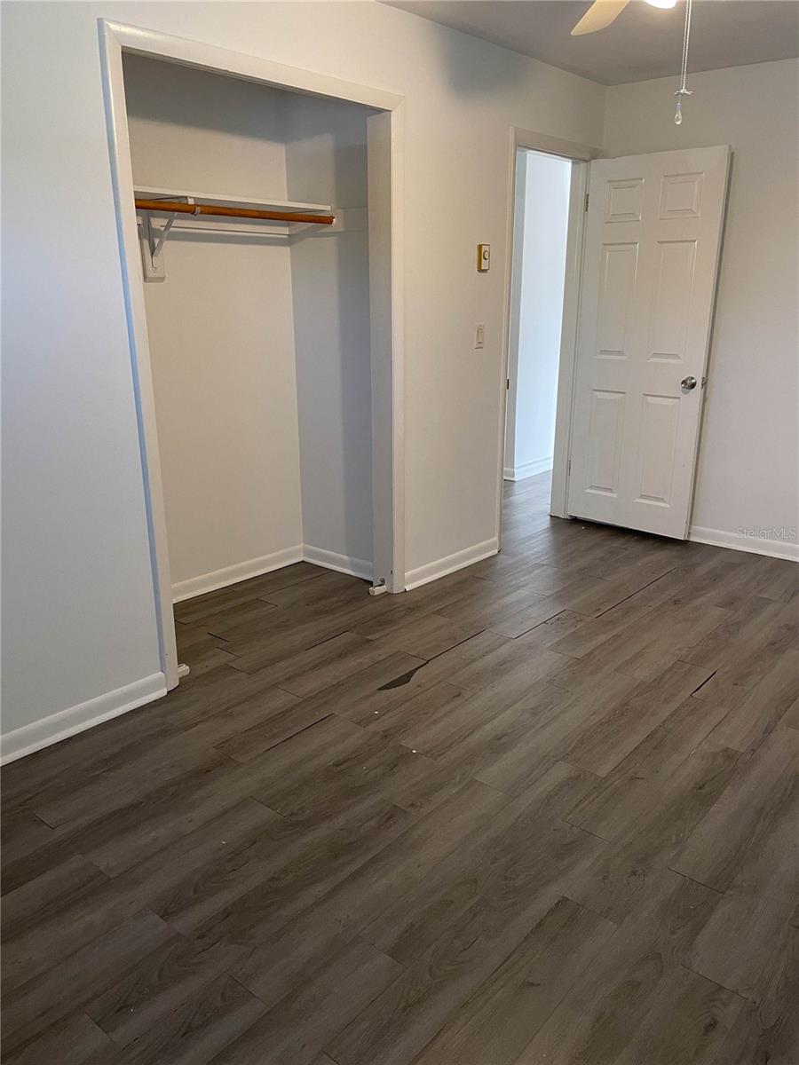 Image 10 of 16 For 19 Davis Street