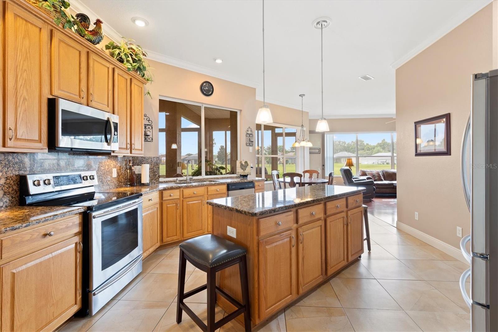 Image 12 of 49 For 11839 173rd Lane Road