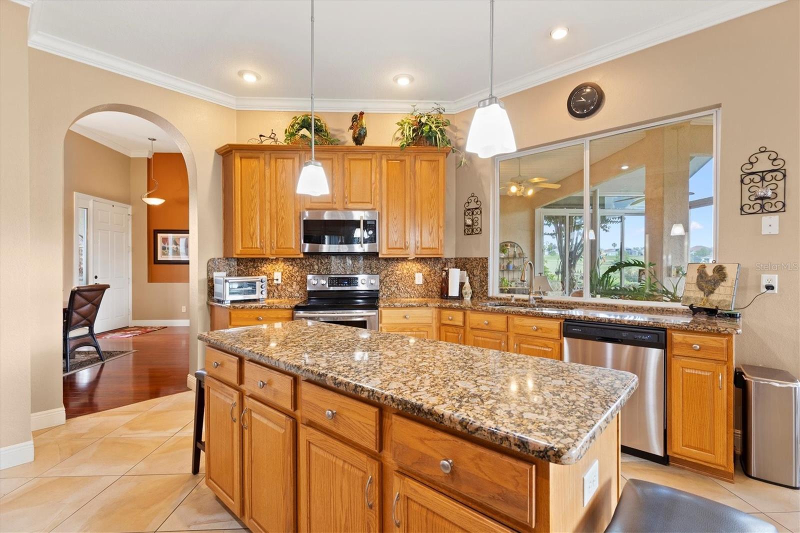 Image 13 of 49 For 11839 173rd Lane Road