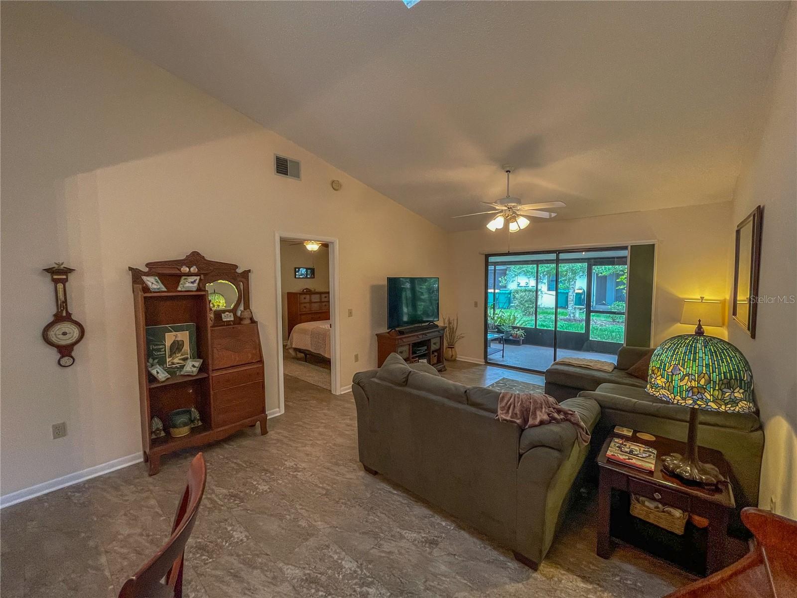 Image 15 of 36 For 1423 Longboat Point