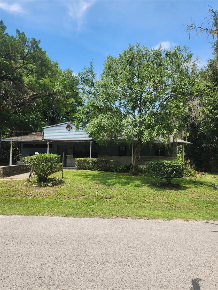 Listing Details for 2105 7th Place, OCALA, FL 34471