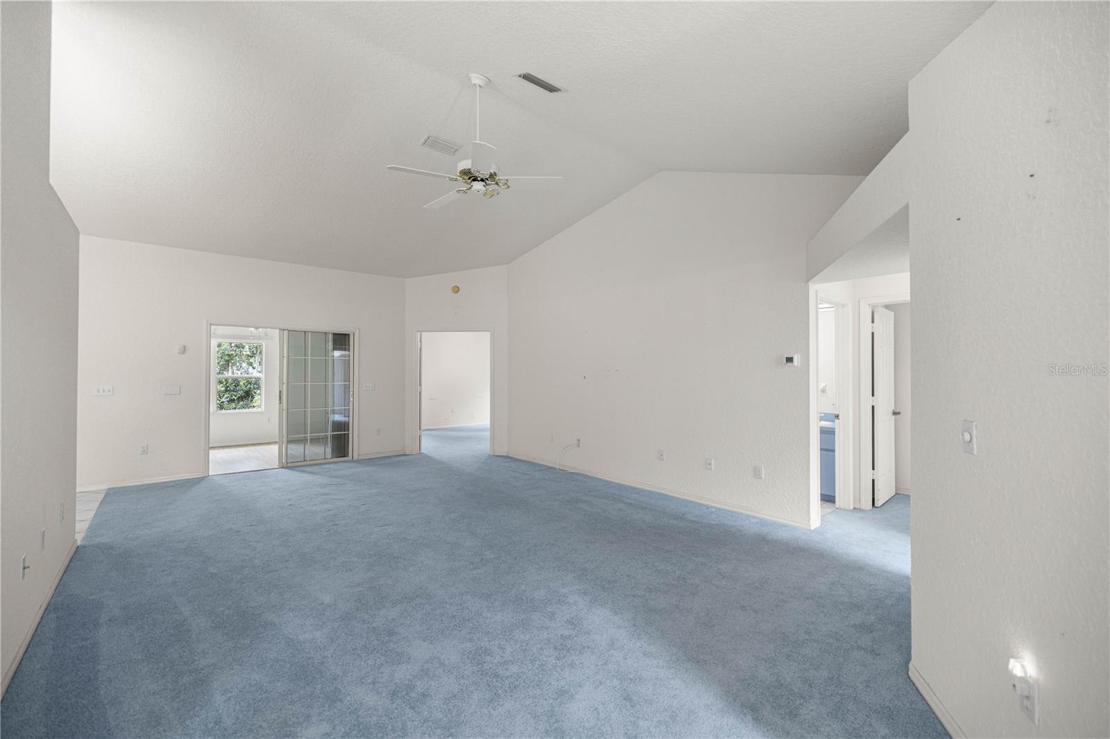 Image 11 of 28 For 10816 83rd Avenue