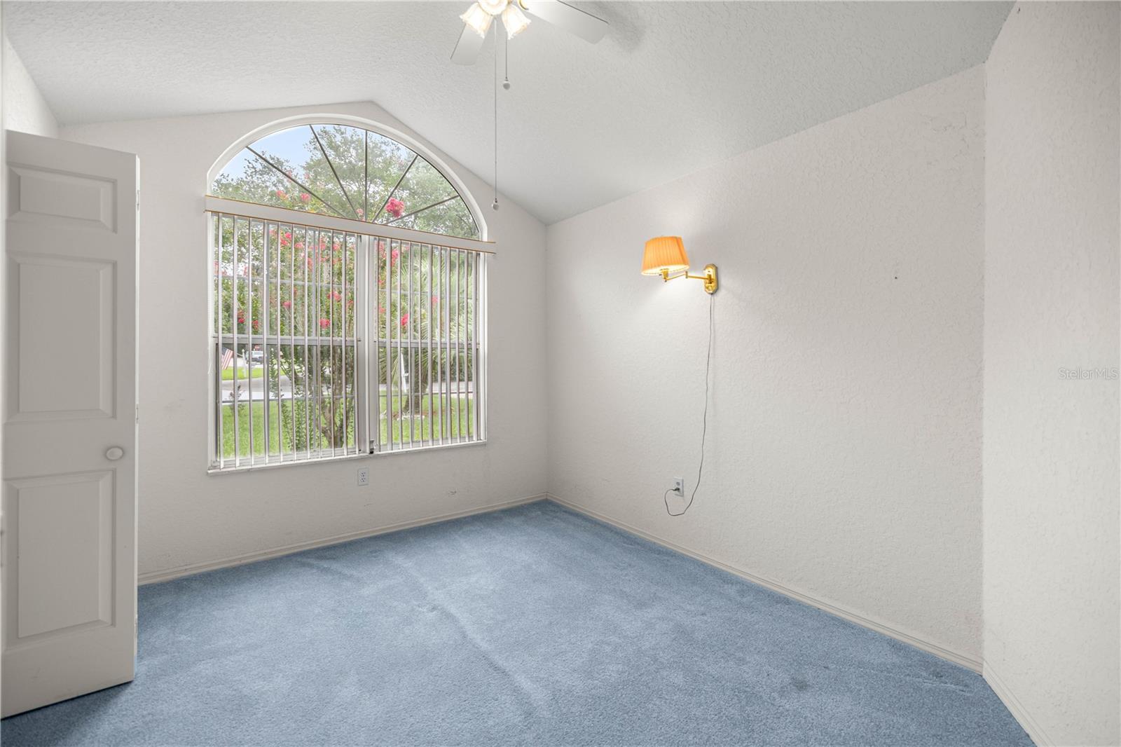 Image 17 of 28 For 10816 83rd Avenue