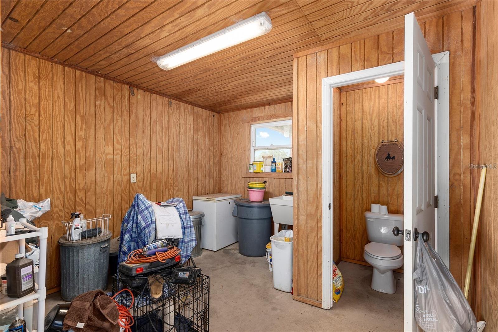 Image 12 of 47 For 20530 5th Place