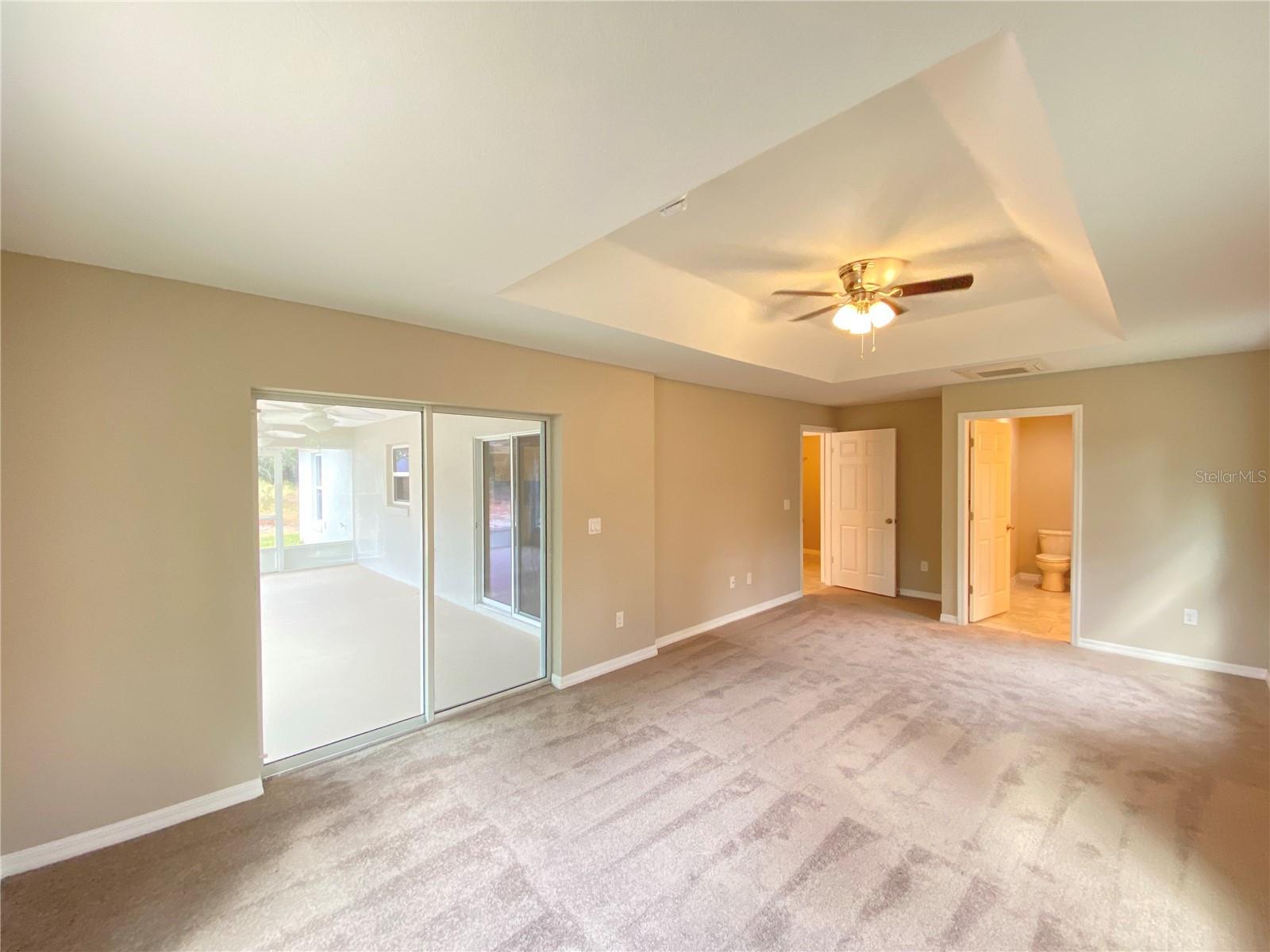 Listing photo id 8 for 14962 60th Terrace