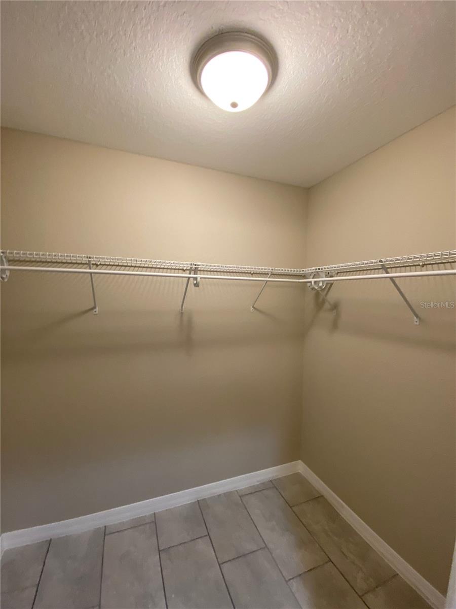 Listing photo id 13 for 14962 60th Terrace