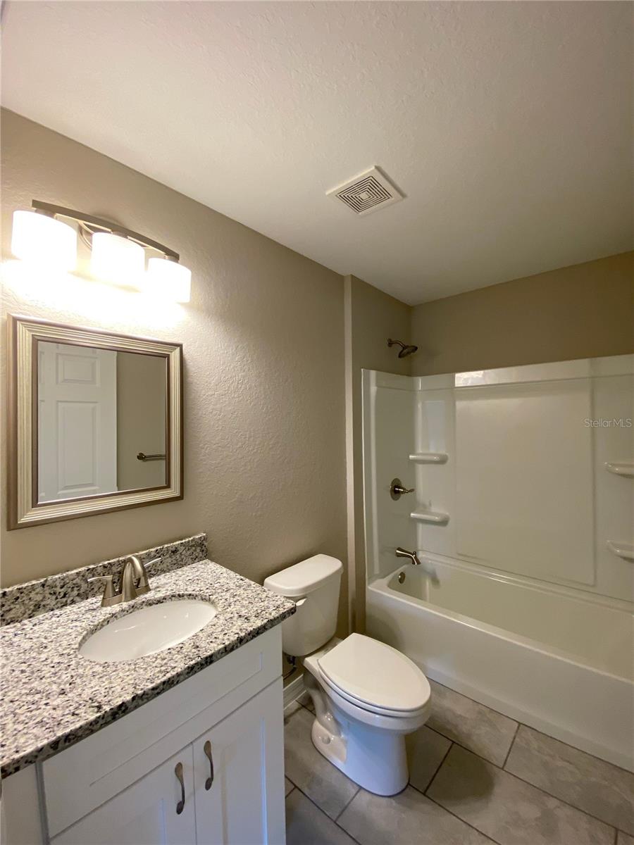 Listing photo id 17 for 14962 60th Terrace