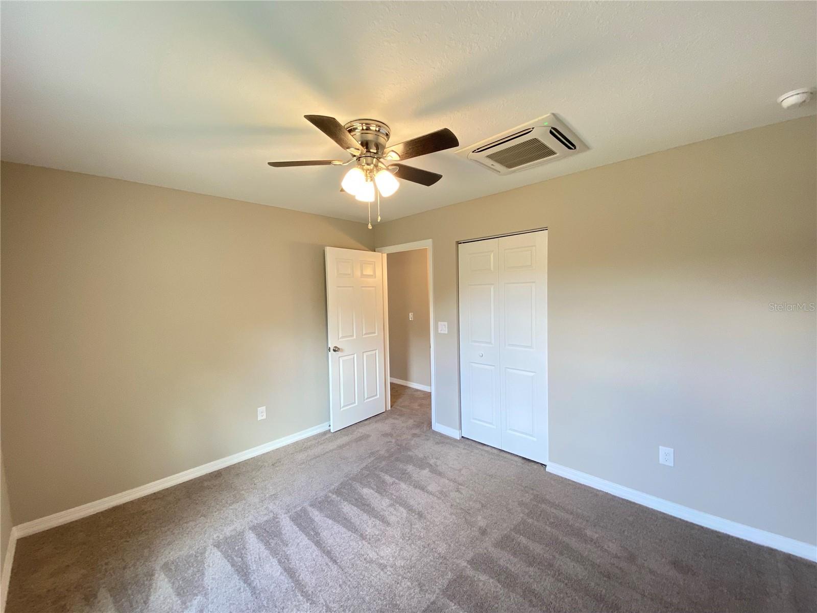 Listing photo id 18 for 14962 60th Terrace